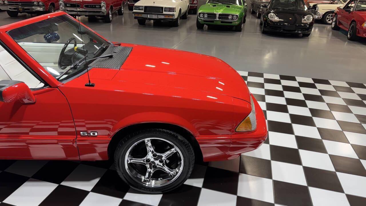 1992 Ford Mustang