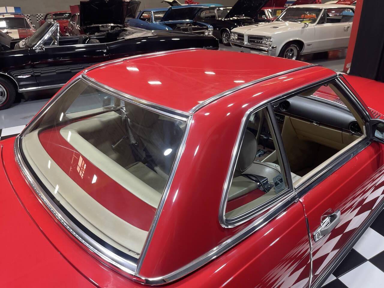 1989 Mercedes - Benz 560-Class