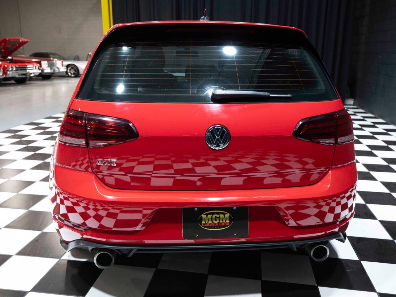 2019 Volkswagen GOLF GTI
