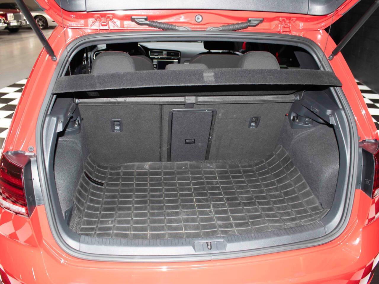 2019 Volkswagen GOLF GTI