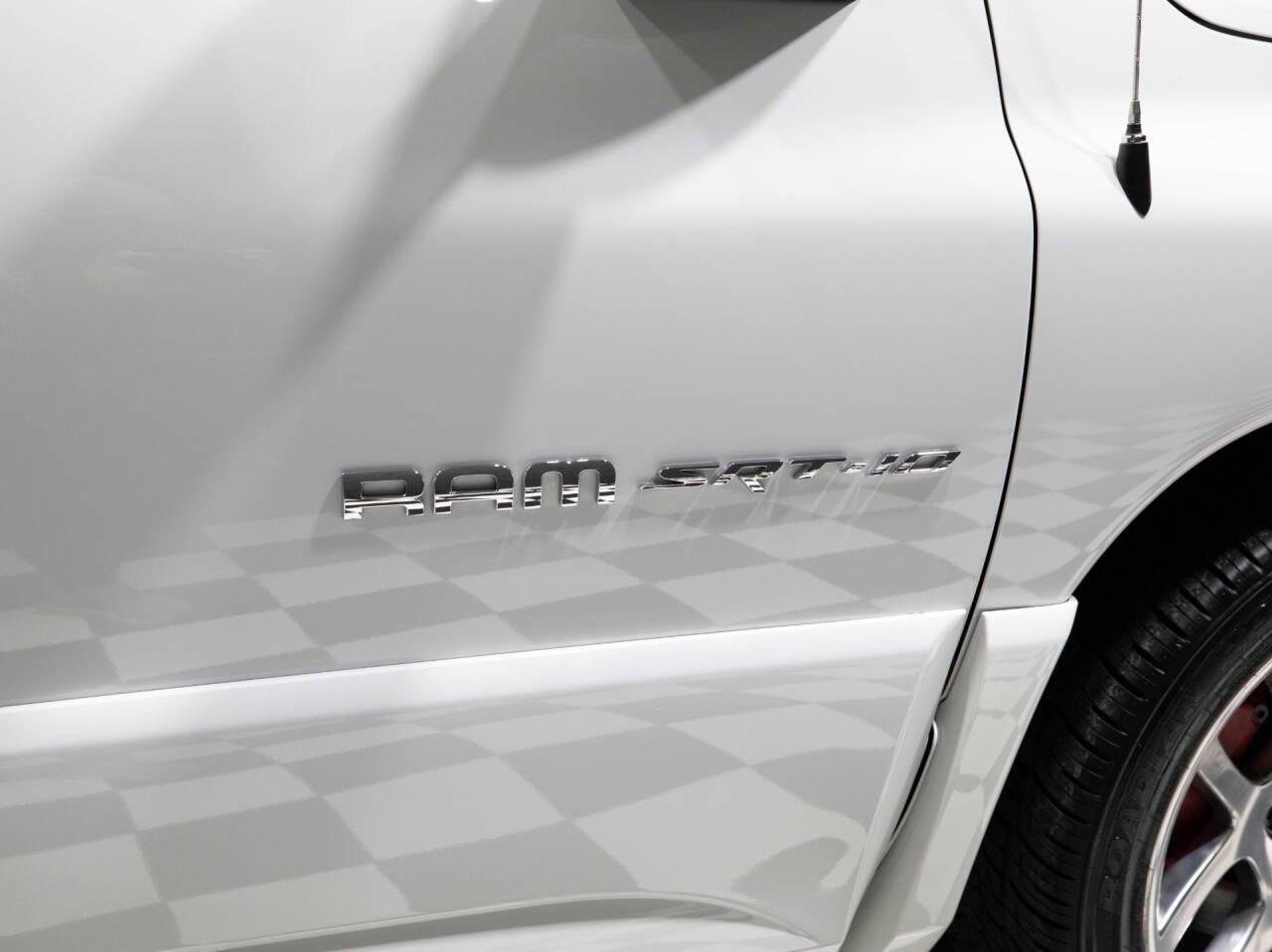 2005 Dodge Ram 1500 SRT-10