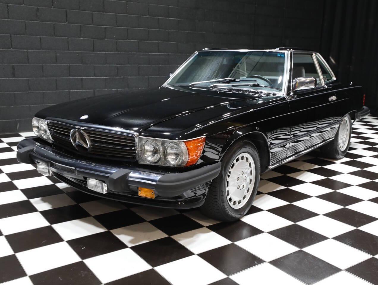 1989 Mercedes - Benz 560-Class