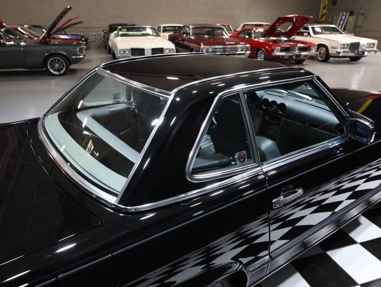 1989 Mercedes - Benz 560-Class