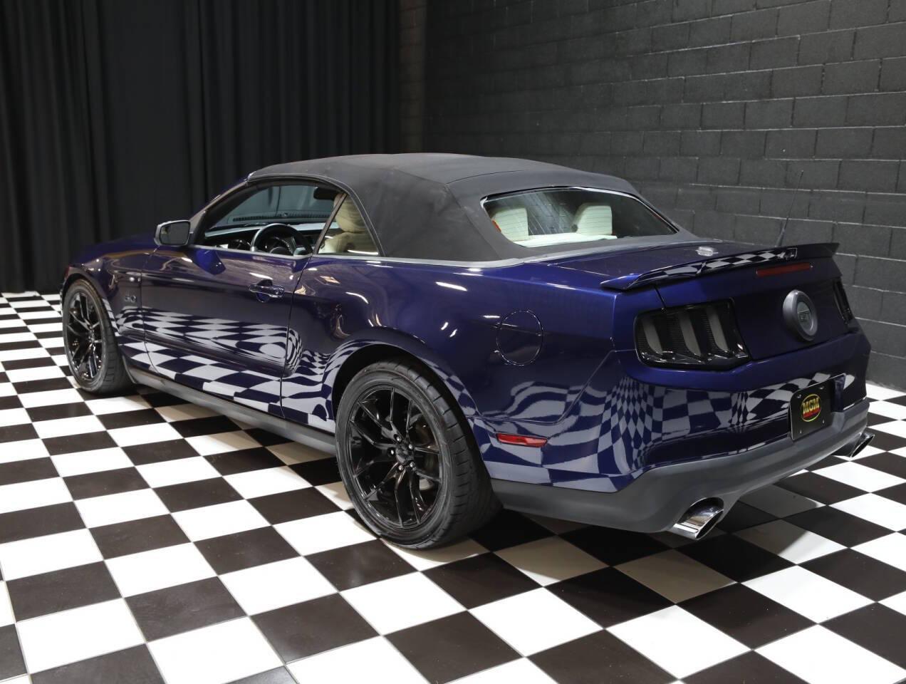 2011 Ford Mustang