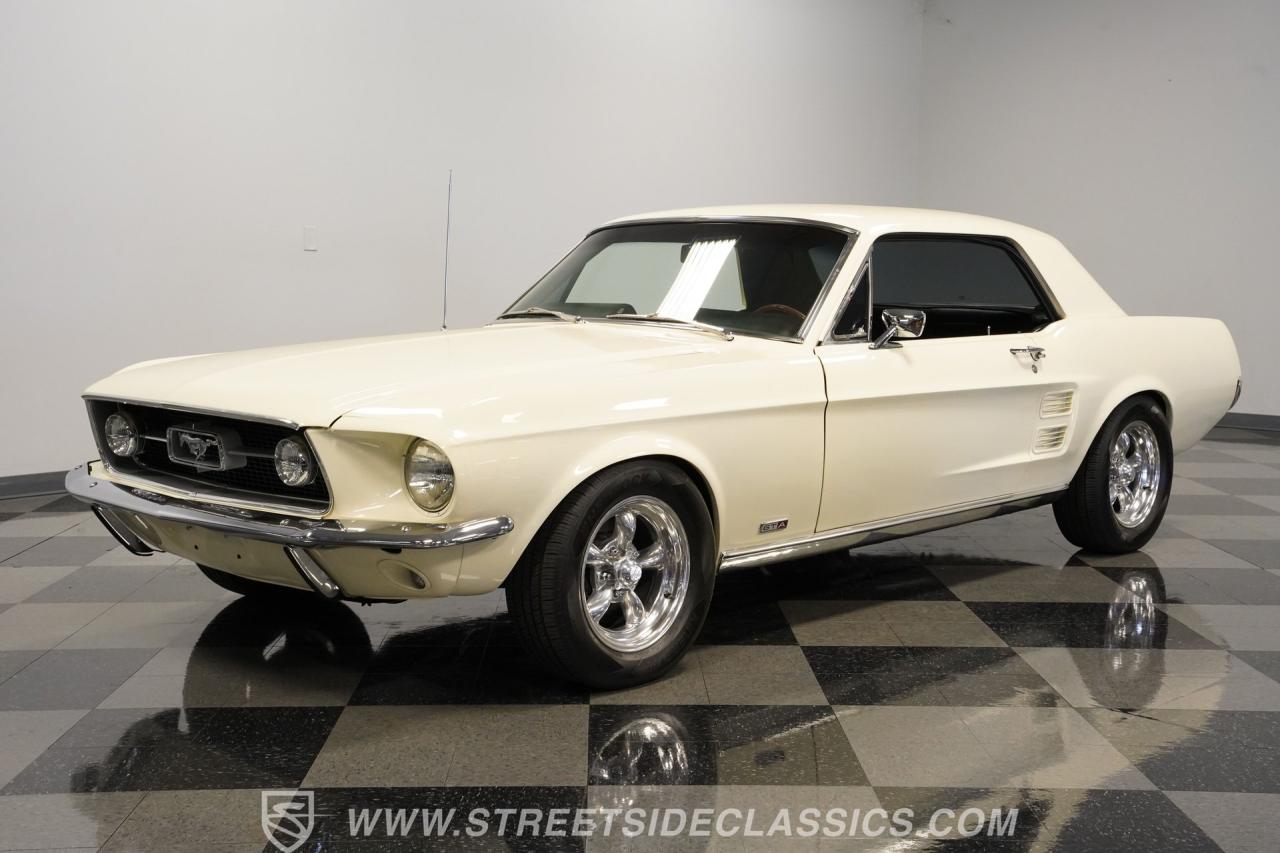 1967 Ford Mustang Coupe Restomod