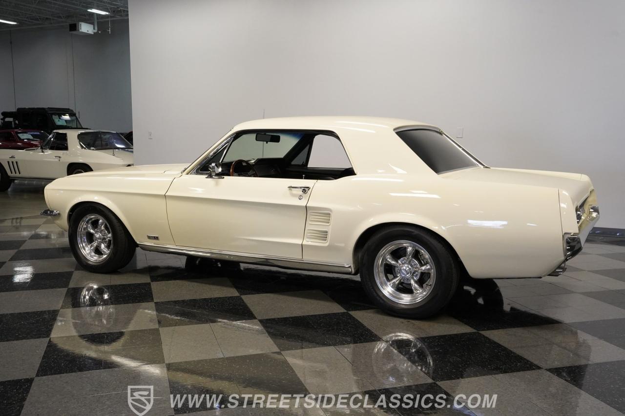 1967 Ford Mustang Coupe Restomod