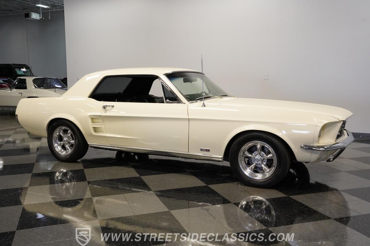 1967 Ford Mustang Coupe Restomod