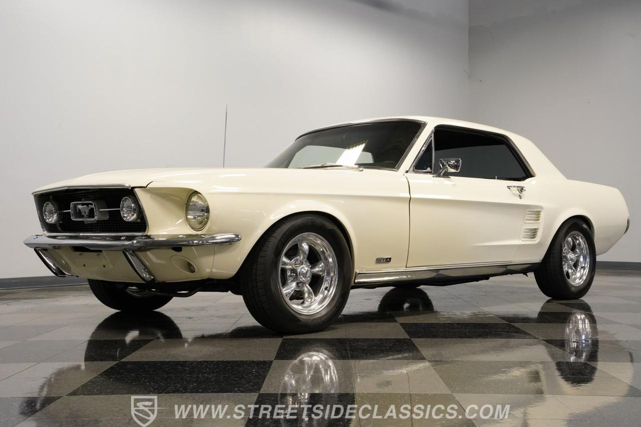 1967 Ford Mustang Coupe Restomod