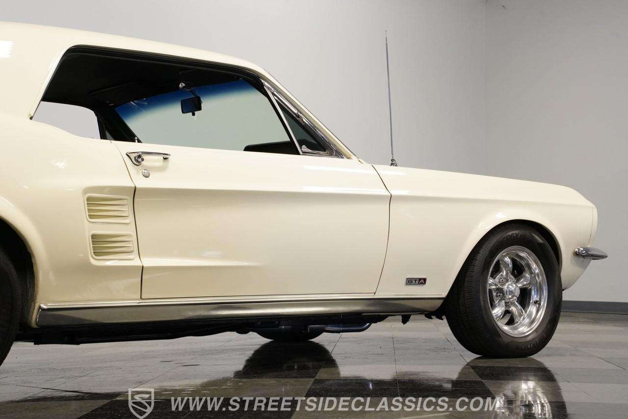 1967 Ford Mustang Coupe Restomod