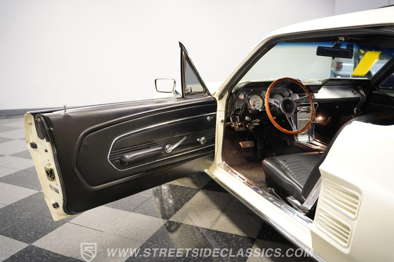 1967 Ford Mustang Coupe Restomod