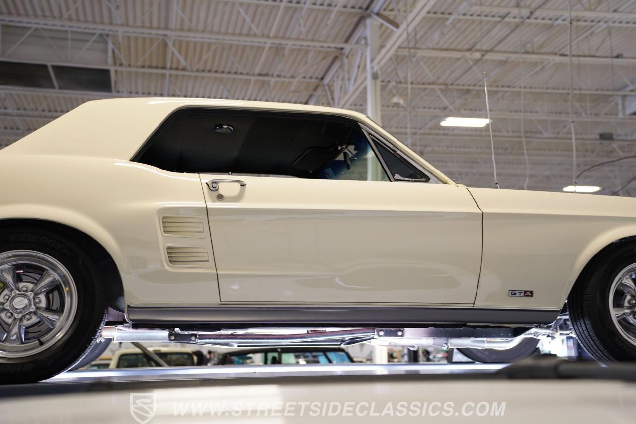 1967 Ford Mustang Coupe Restomod