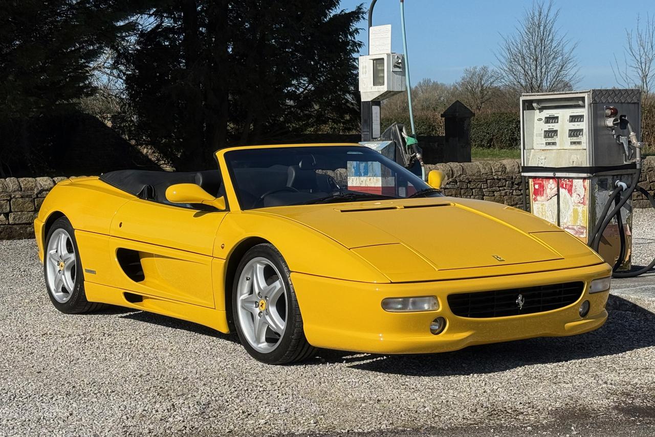 1997 Ferrari F355 Spider - Manual