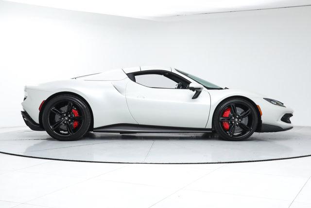 2025 Ferrari 296 GTS