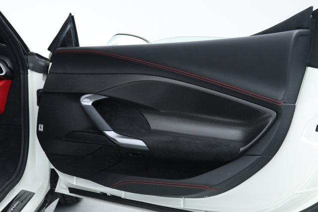 2025 Ferrari 296 GTS