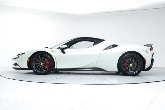 2025 Ferrari SF90 SPIDER