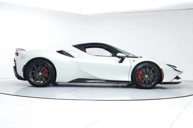 2025 Ferrari SF90 SPIDER