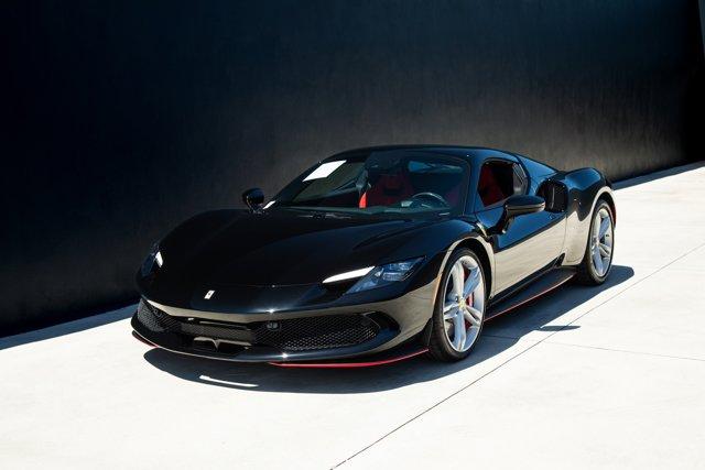 2025 Ferrari 296 GTS