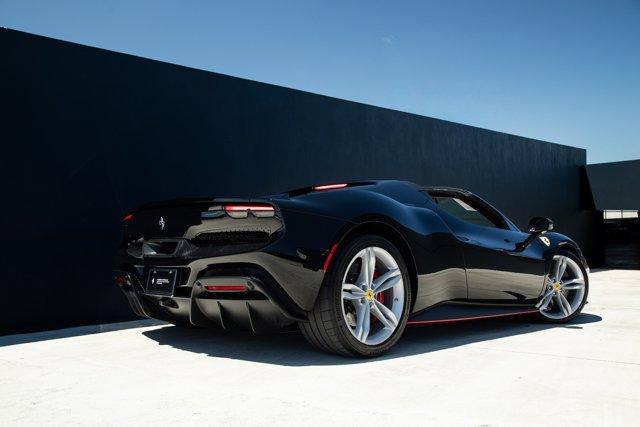 2025 Ferrari 296 GTS