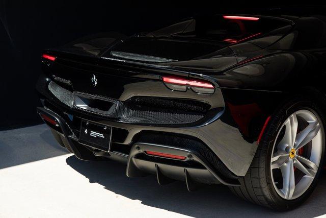 2025 Ferrari 296 GTS