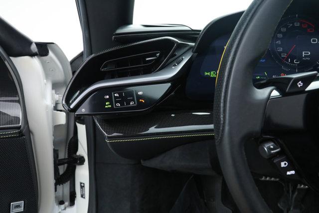 2024 Ferrari SF90 SPIDER