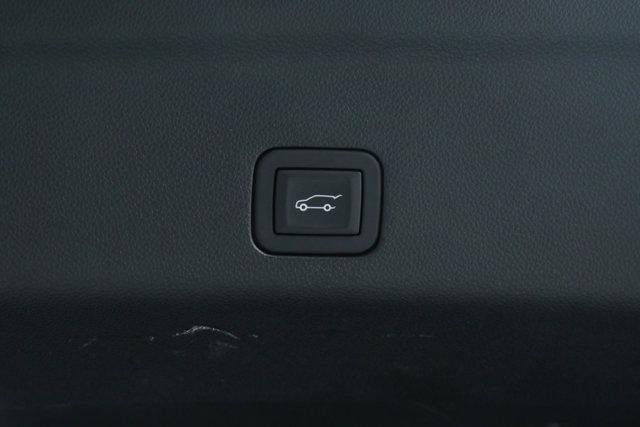 2025 Cadillac Escalade ESV