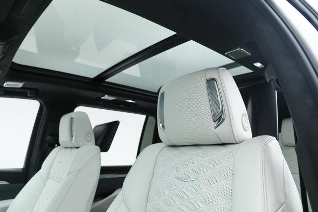 2025 Cadillac Escalade ESV