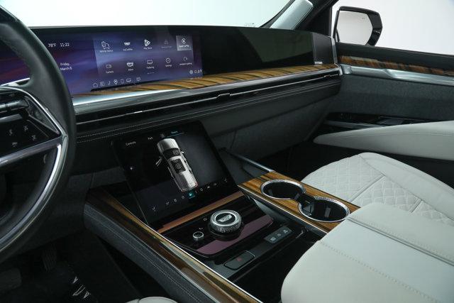 2025 Cadillac Escalade ESV