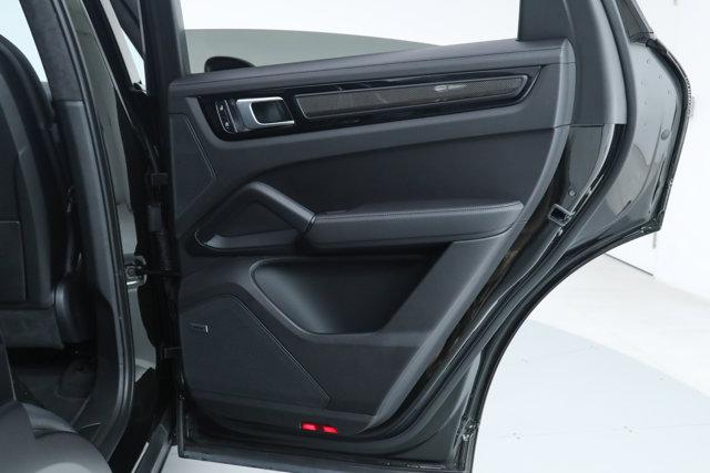 2022 Porsche Cayenne