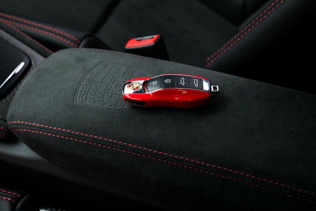 2023 Porsche 718 Cayman