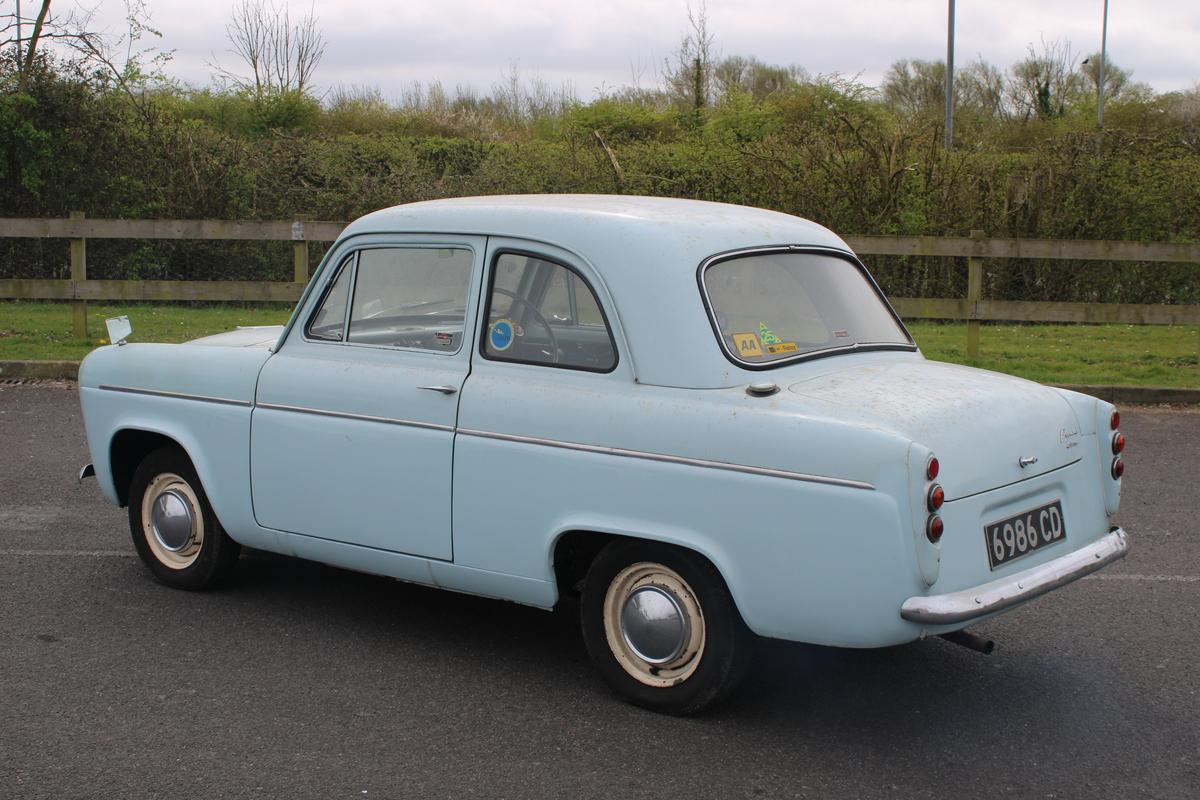 1961 Ford POPULAR 100 E