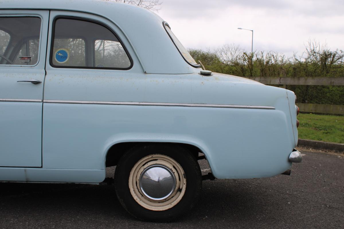 1961 Ford POPULAR 100 E