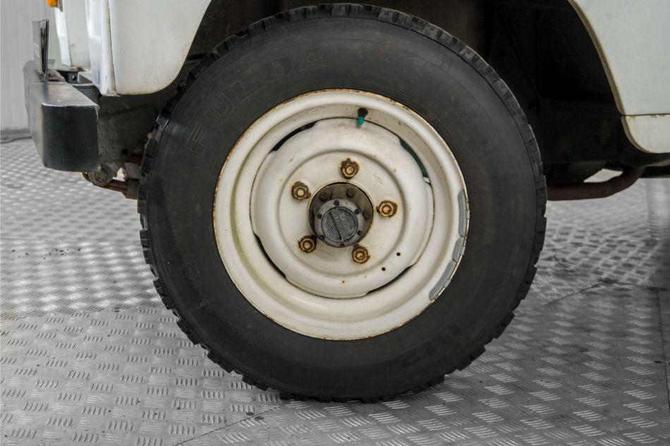 1977 Land Rover 88 Defender serie III overdrive