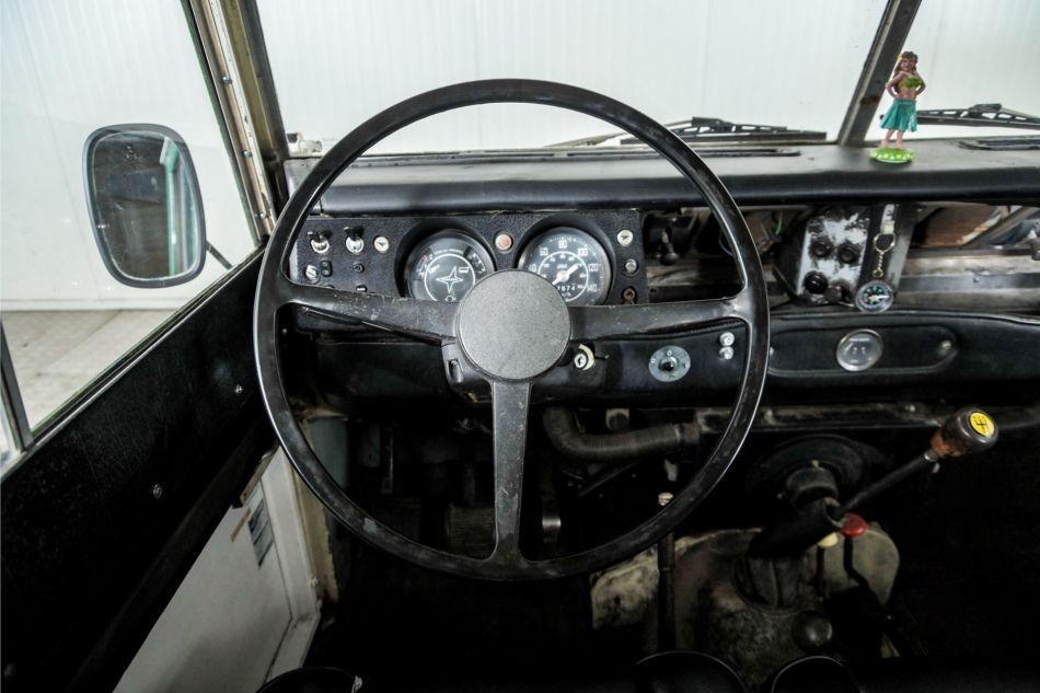 1977 Land Rover 88 Defender serie III overdrive