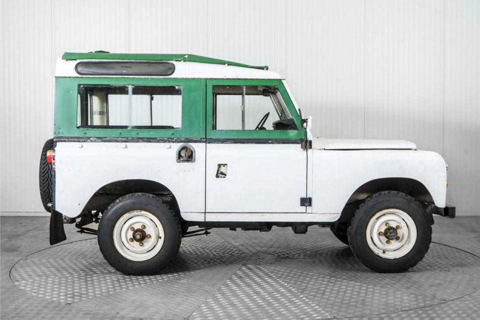 1977 Land Rover 88 Defender serie III overdrive