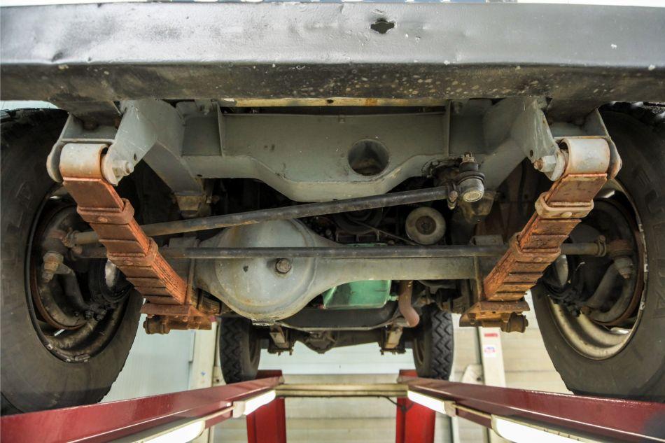 1977 Land Rover 88 Defender serie III overdrive