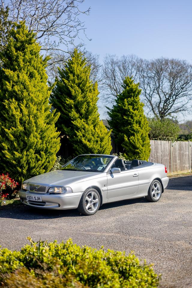 2001 Volvo C70