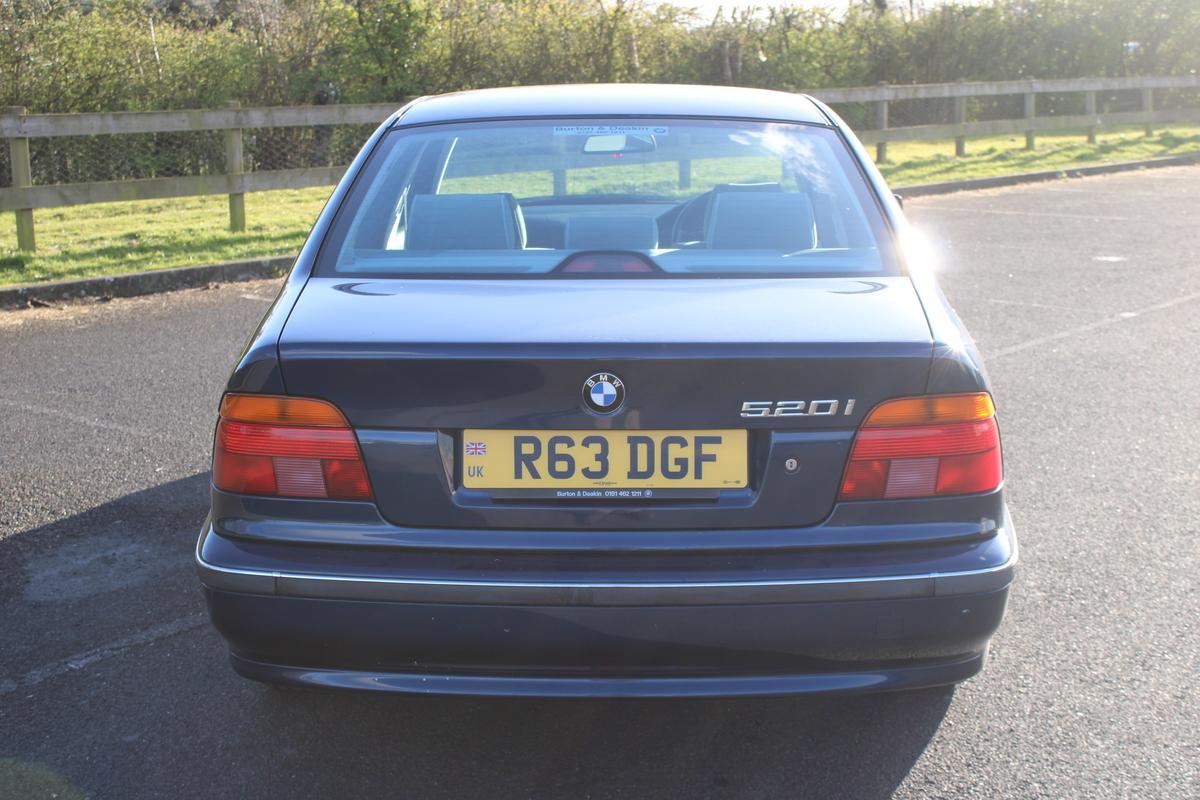 1997 BMW 520I AUTO