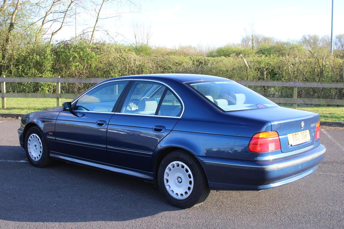 1997 BMW 520I AUTO