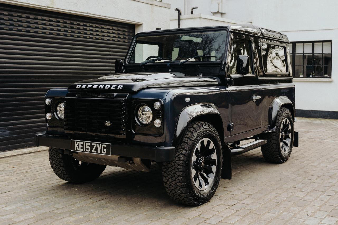 2015 Land Rover Defender 90 Autobiography