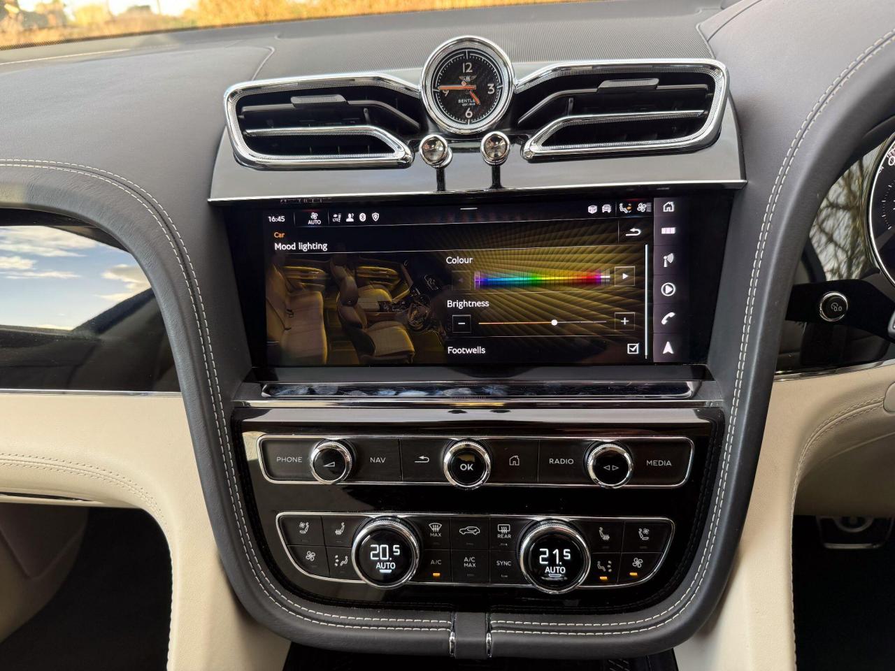 2022 Bentley 3.0 TFSi V6 17.3kWh Auto 4WD Euro 6 (s/s) 5dr