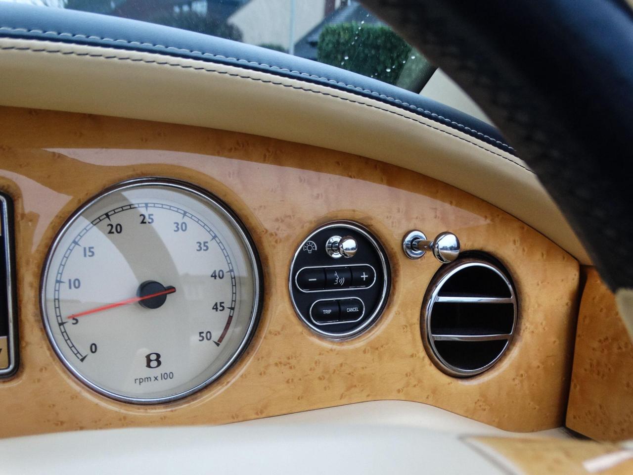 2009 Bentley 6.8 Mulliner 2dr