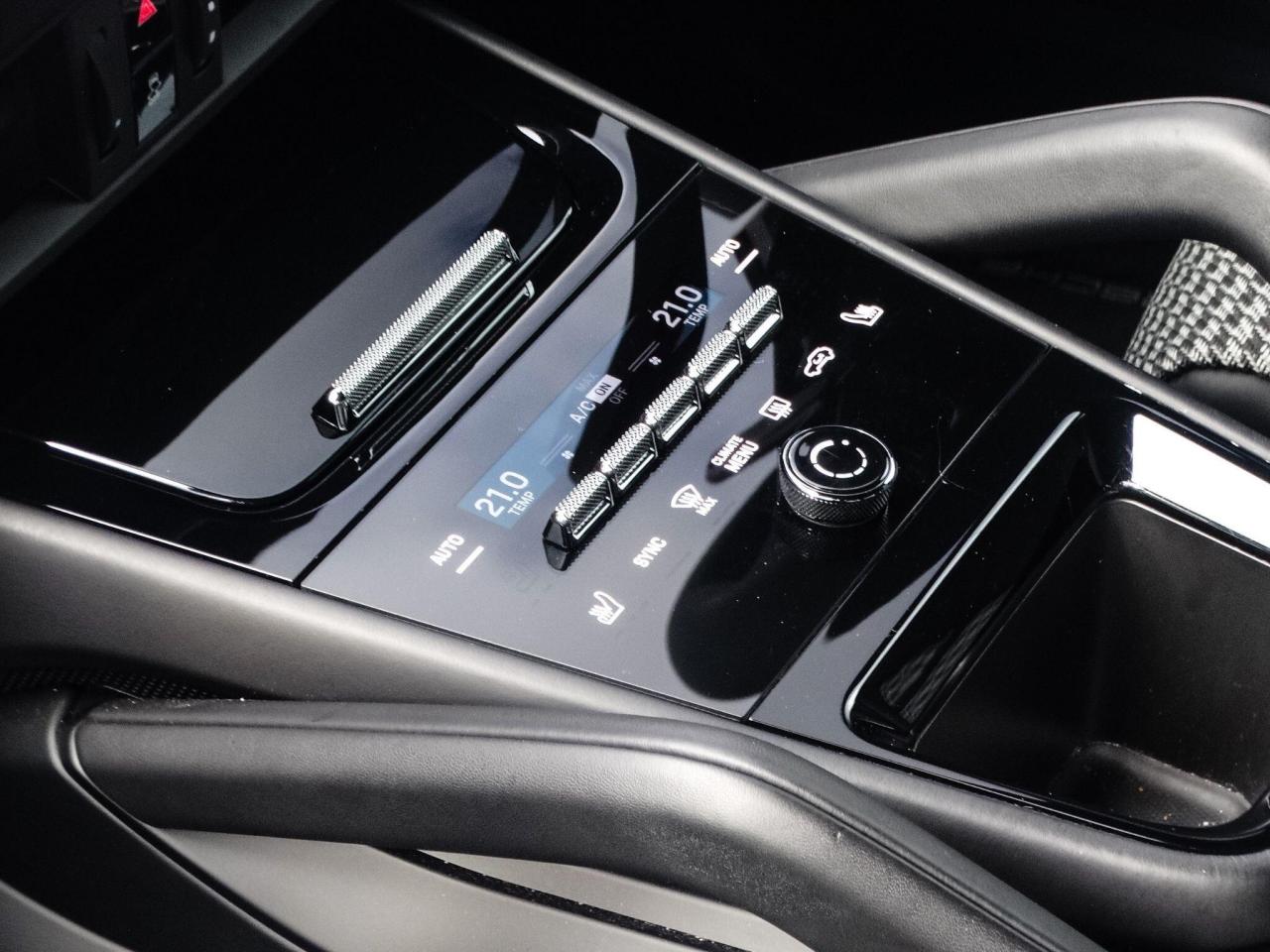 2024 Porsche 4.0T V8 GTS TiptronicS 4WD Euro 6 (s/s) 5dr