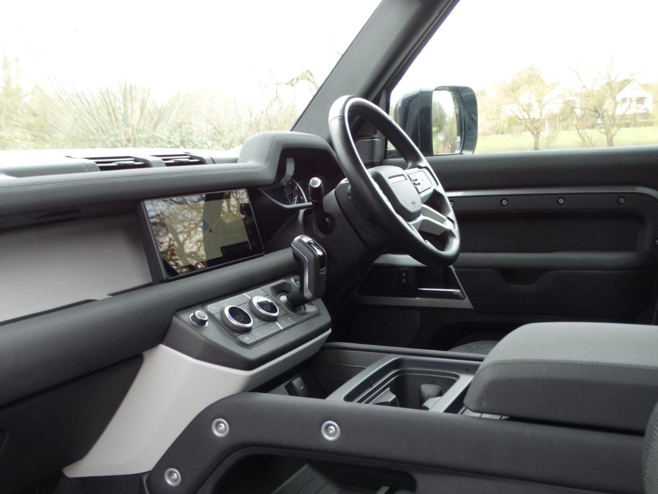 2023 Land Rover 2.0 P400e 15.4kWh X-Dynamic SE Auto 4WD Euro 6 (s/s) 5dr