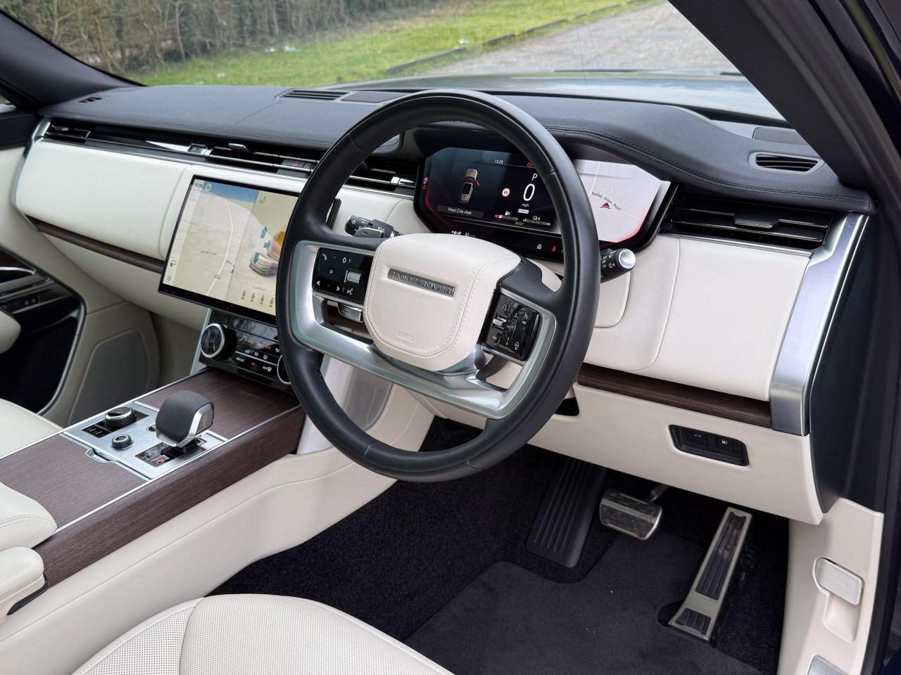 2023 Land Rover 3.0 P440e 38.2kWh SE Auto 4WD Euro 6 (s/s) 5dr