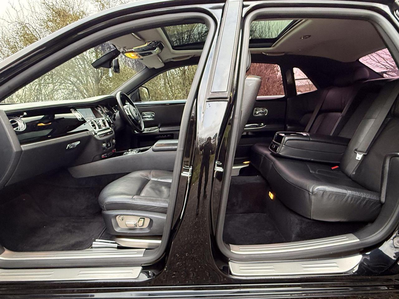 2010 Rolls - Royce 6.6 V12 Saloon 4dr Petrol Auto Euro 5 (563 bhp)