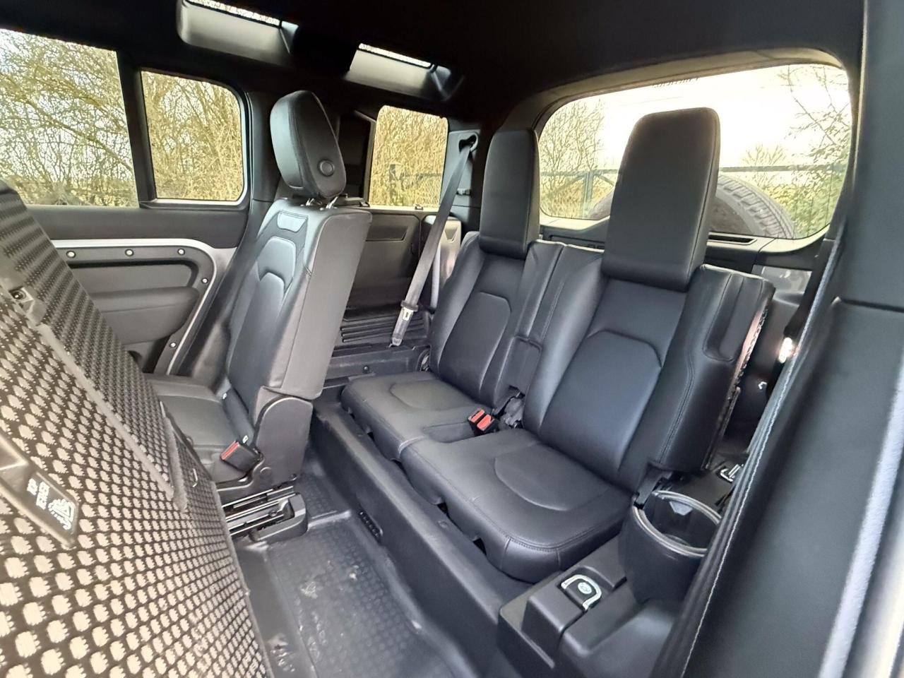 2022 Land Rover 3.0 D250 MHEV X-Dynamic SE Auto 4WD Euro 6 (s/s) 5dr