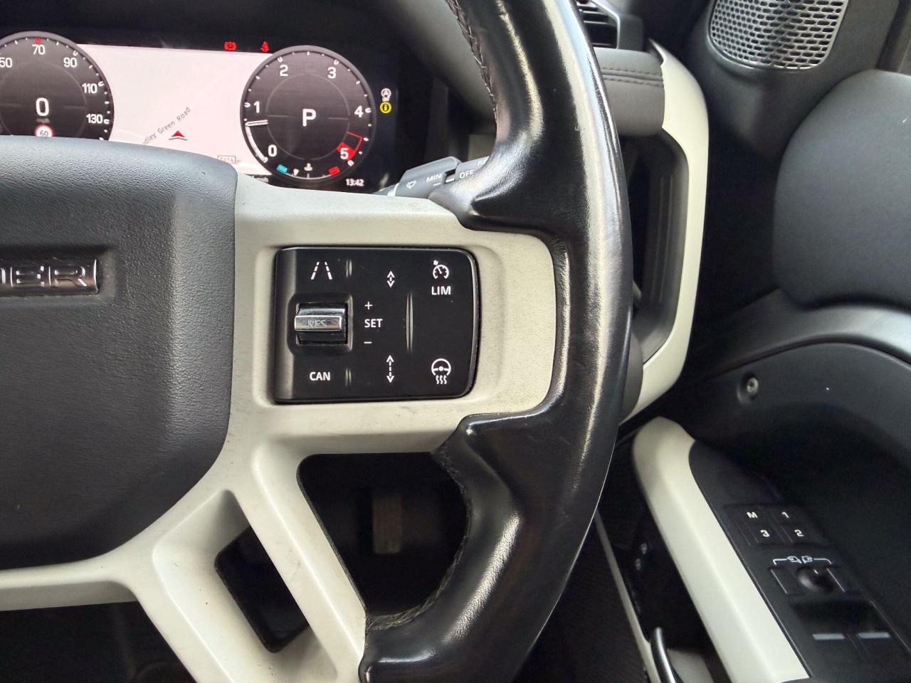 2022 Land Rover 3.0 D250 MHEV X-Dynamic SE Auto 4WD Euro 6 (s/s) 5dr