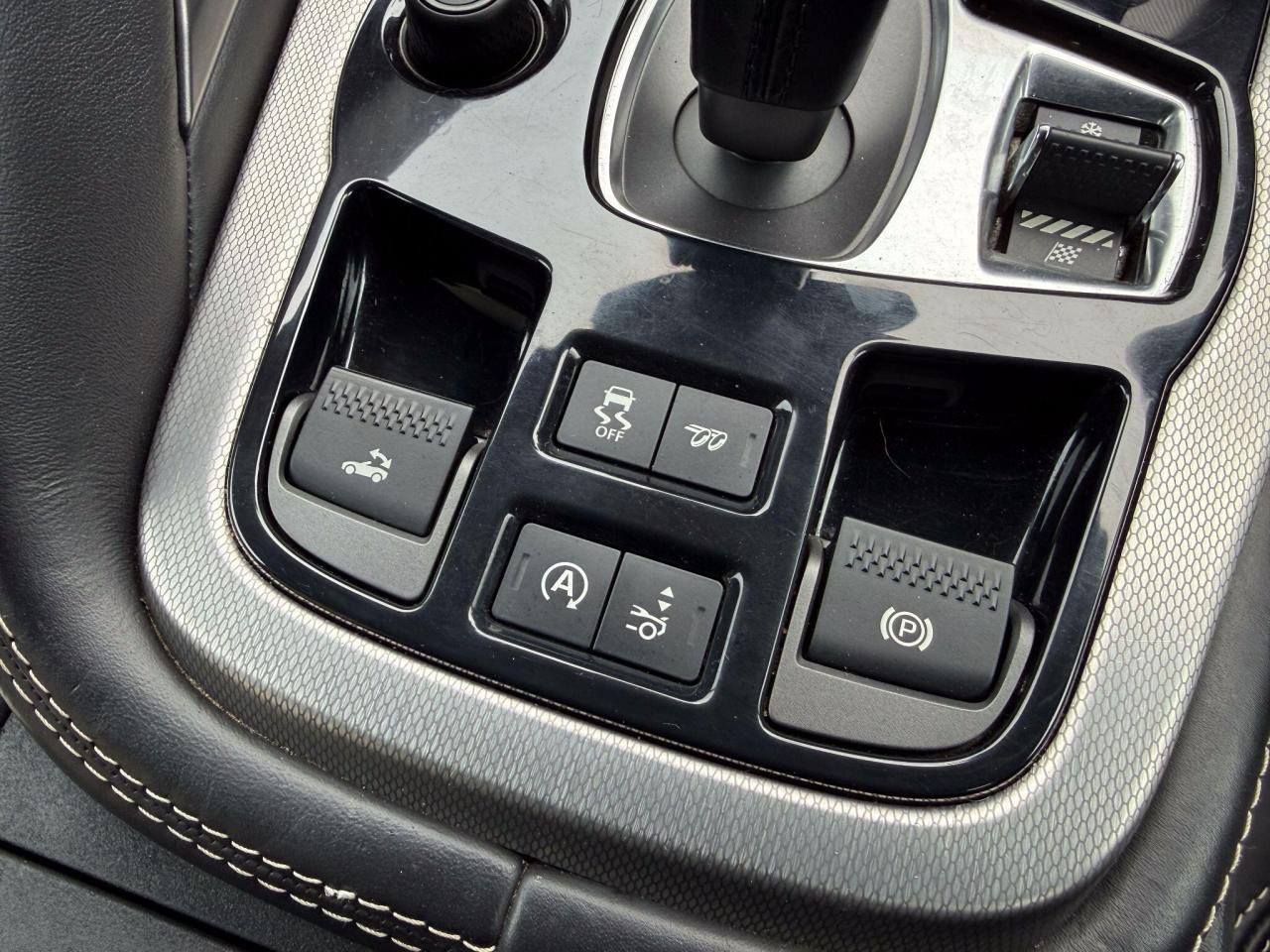 2015 Jaguar 5.0 V8 R Auto AWD Euro 6 (s/s) 2dr