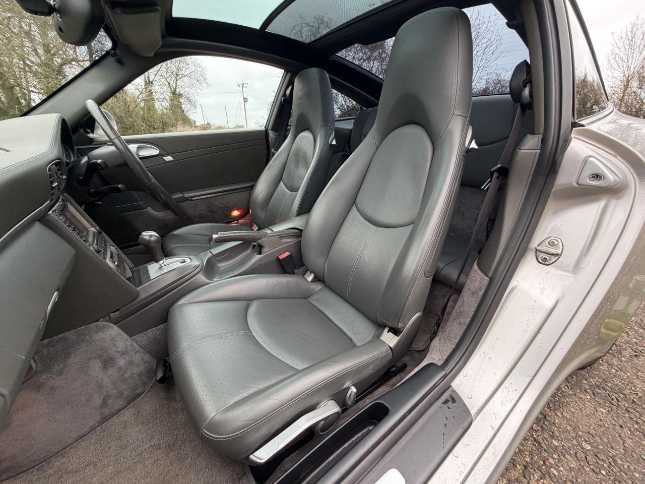 2006 Porsche 3.6 997 4 Targa Tiptronic S AWD 2dr