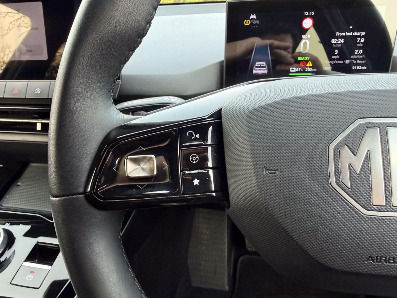 2024 MG 64kWh Trophy Long Range Auto 5dr